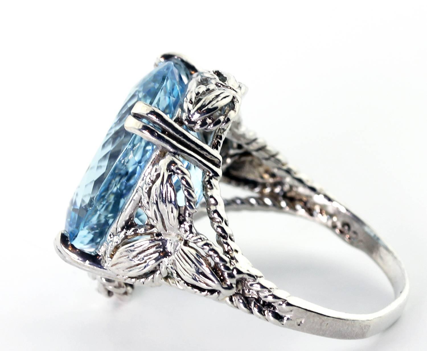 Oval Cut AJD Rare Exquisite 13.5Ct Intensely Sparkling Blue Aquamarine Cocktail Ring
