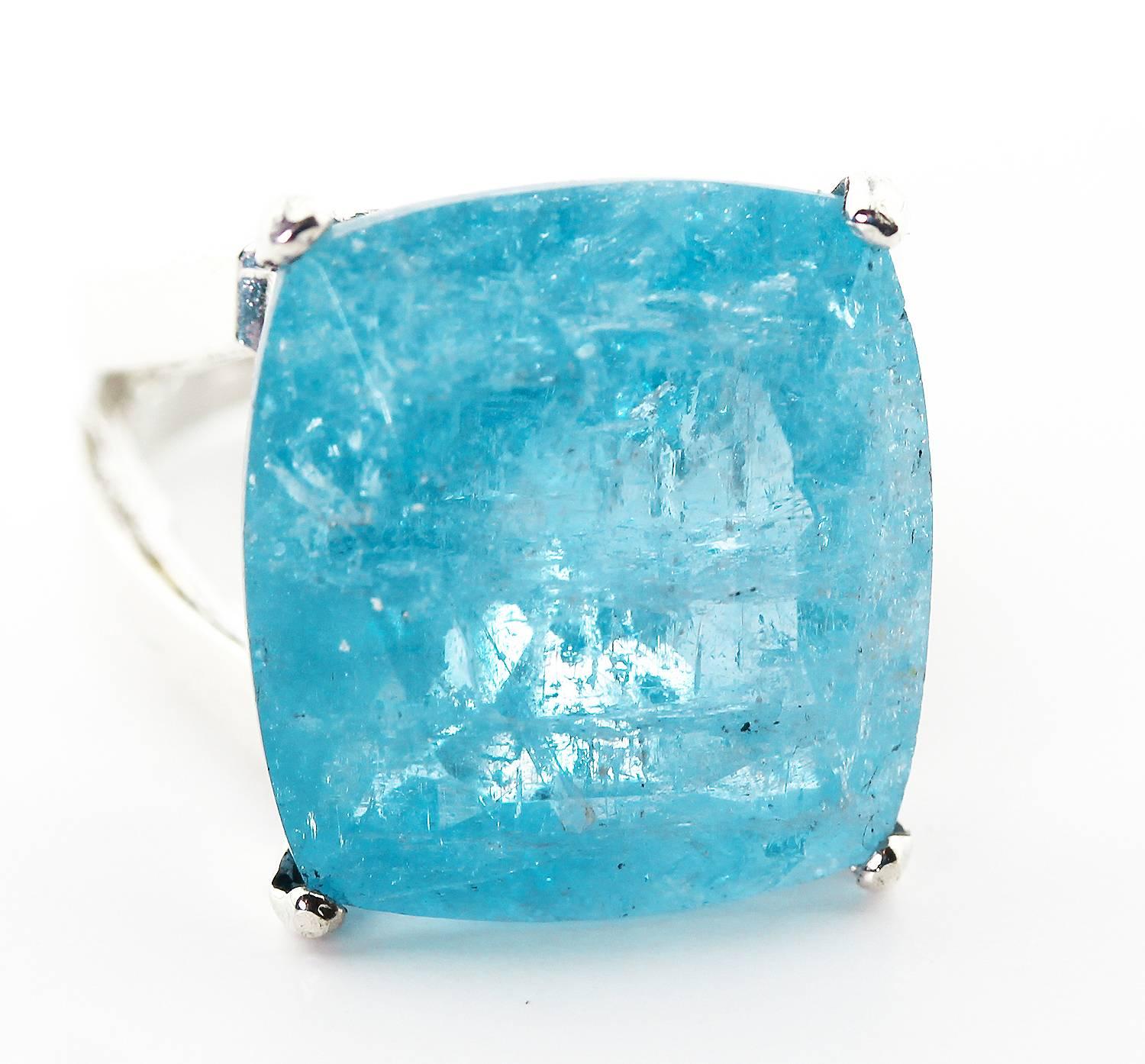 Unique Super Large Beautiful Blue Aquamarine Sterling Silver Ring In New Condition In Raleigh, NC
