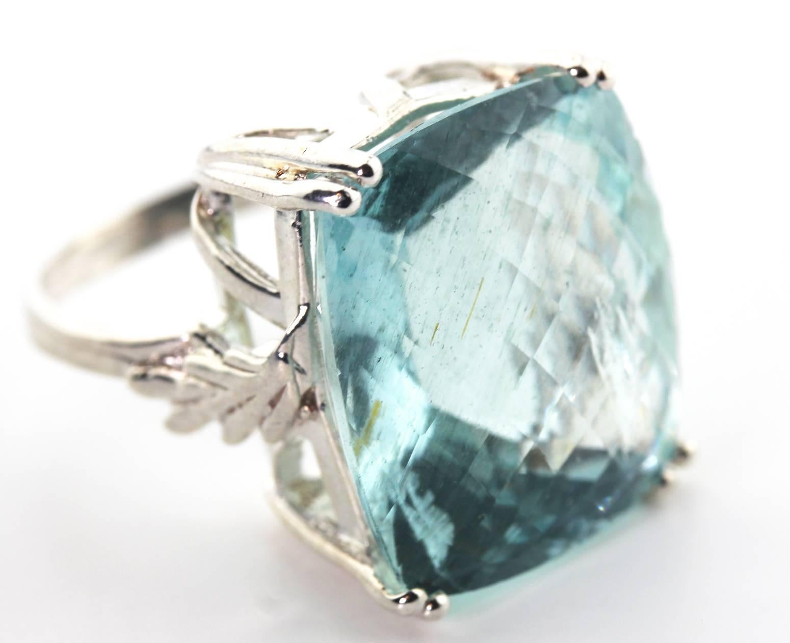 28.5 Carat Natural Aquamarine Sterling Silver Cocktail Ring In Excellent Condition In Raleigh, NC