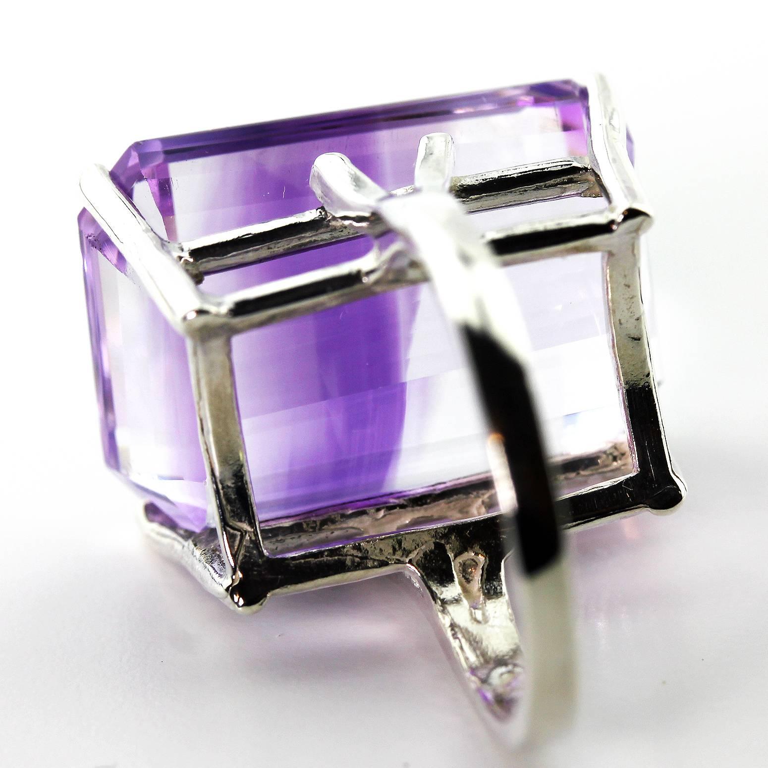 33.43 Carat Naturally Striped Quartz Amethyst Sterling Silver Cocktail Ring 2