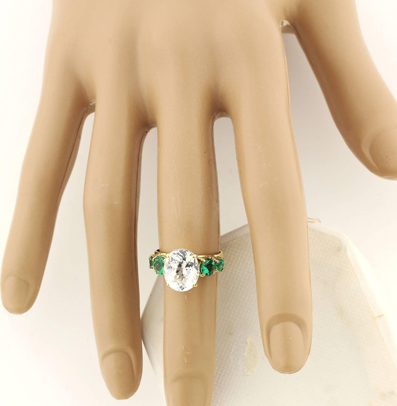 6.8 Carat White Zircon and Emerald 18Kt Yellow Gold Ring 2