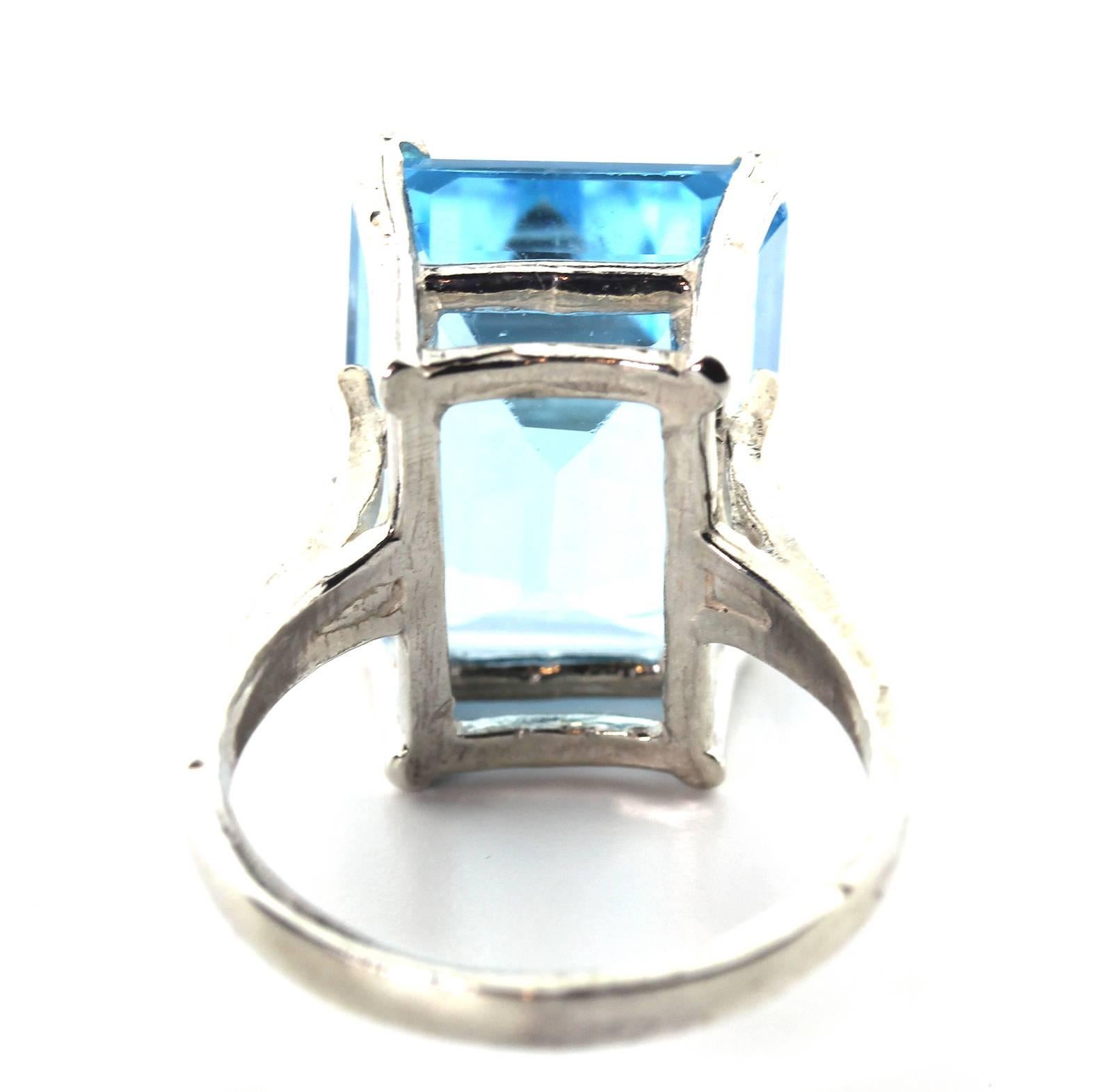 Artisan Brilliant Blue Topaz Ring