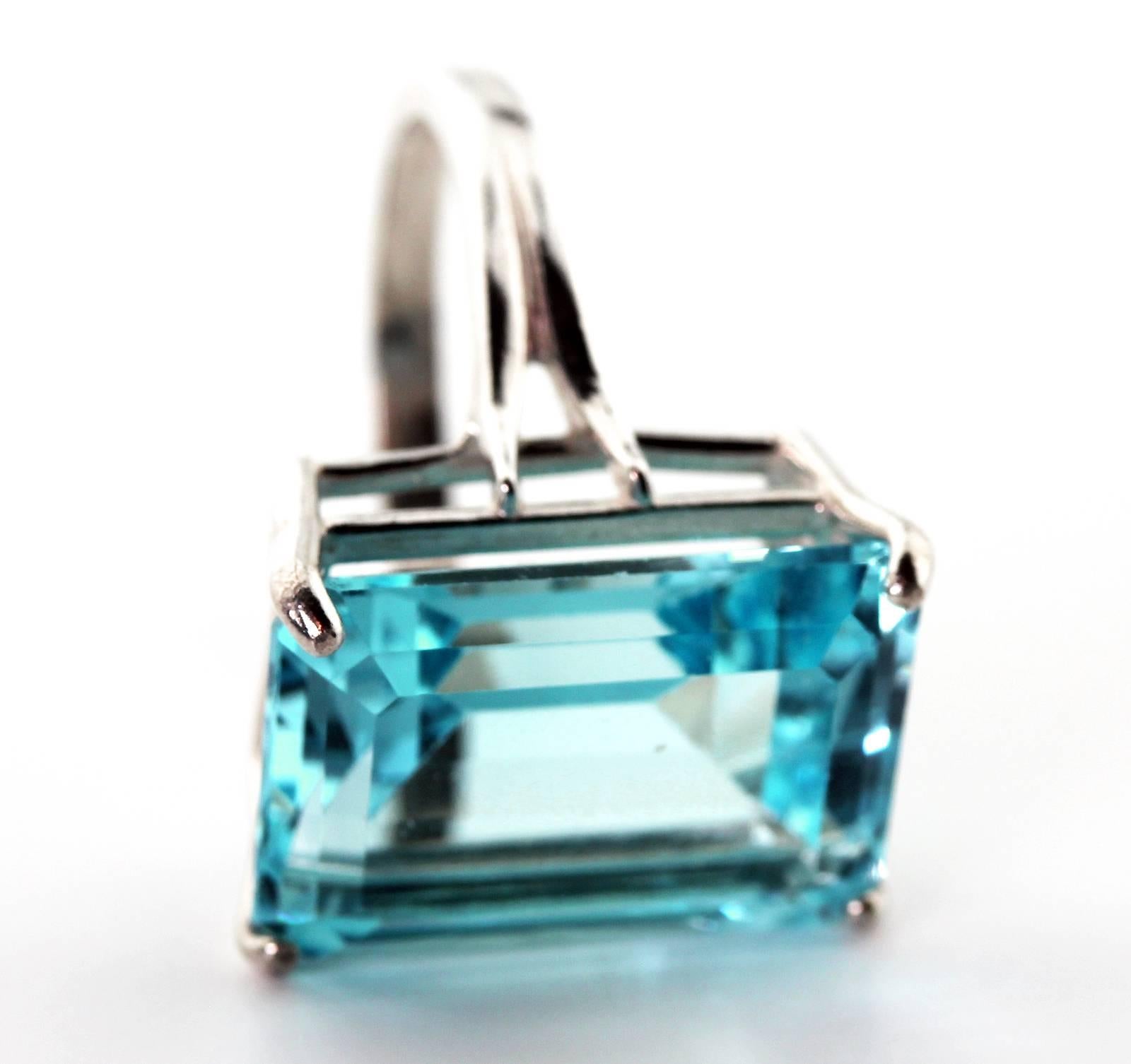 Emerald Cut 15 Carat Brilliant Blue Topaz Sterling Silver Party Ring