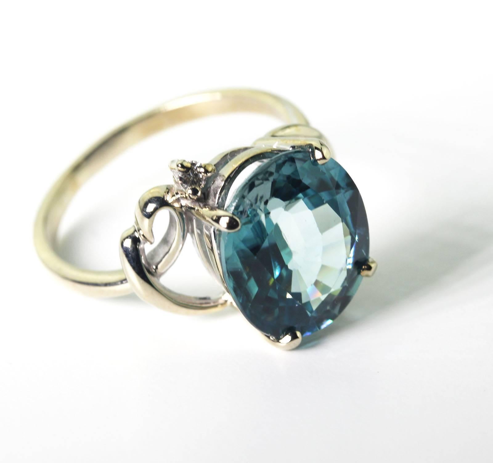 Women's Gemjunky Natural 7.8 Ct Bright Blue Zircon & Diamond 14Kt Gold Cocktail Ring