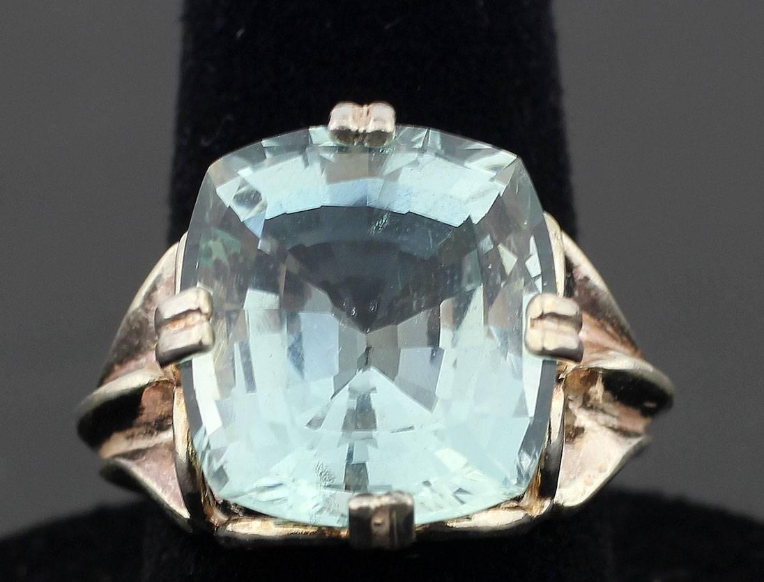 9.85 Carat Spectacular Glittering Blue Aquamarine Sterling Silver Party Ring 5