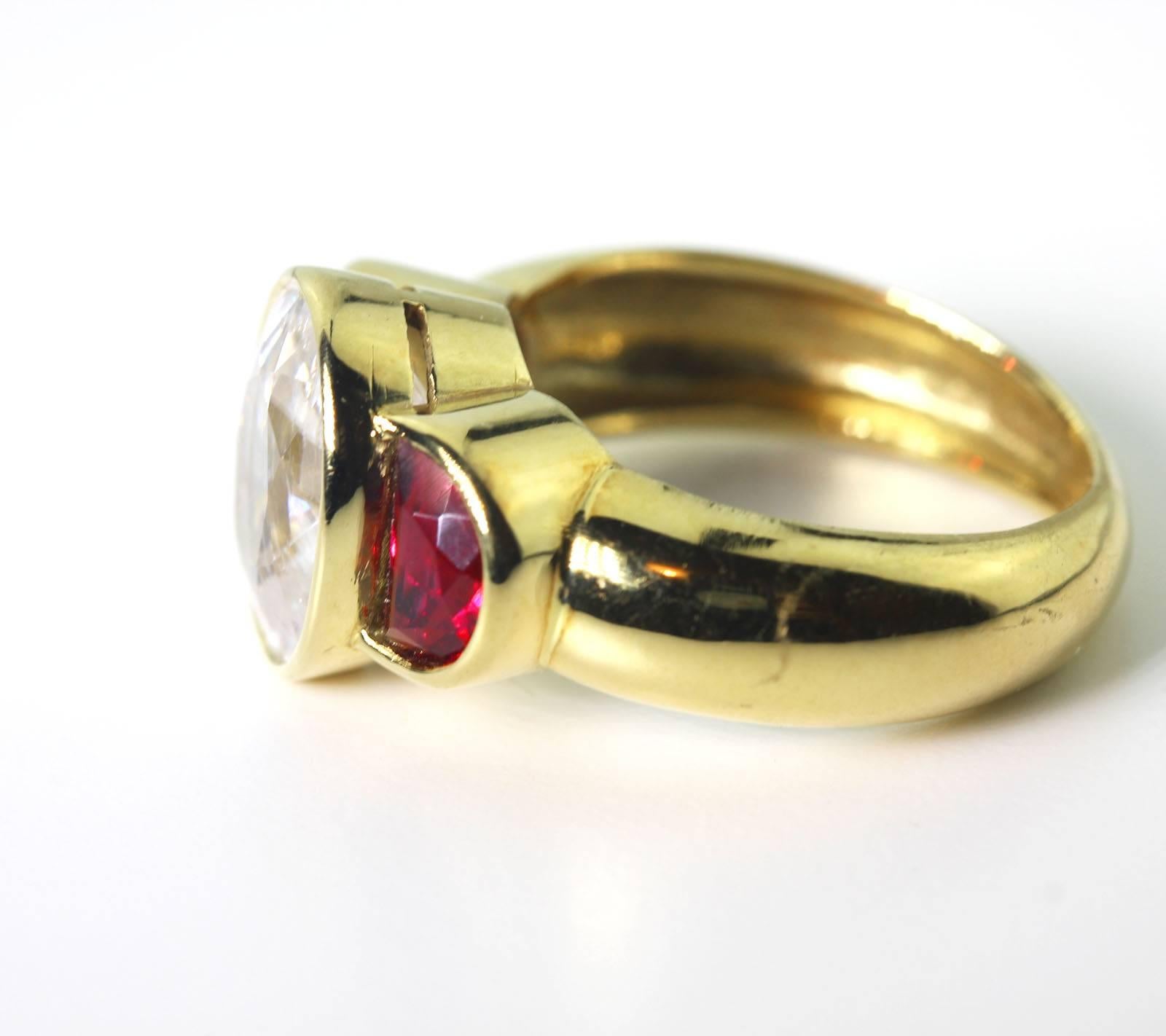 Gemjunky Brilliant Zircon and Rubelite 18Kt Yellow Gold Ring In New Condition In Raleigh, NC