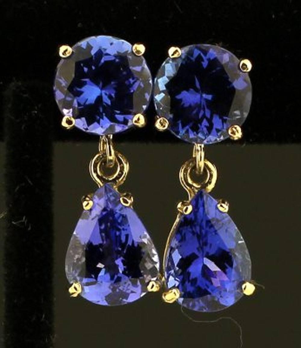 7.56 Carat Tanzanite White Gold Stud Earrings In New Condition In Raleigh, NC