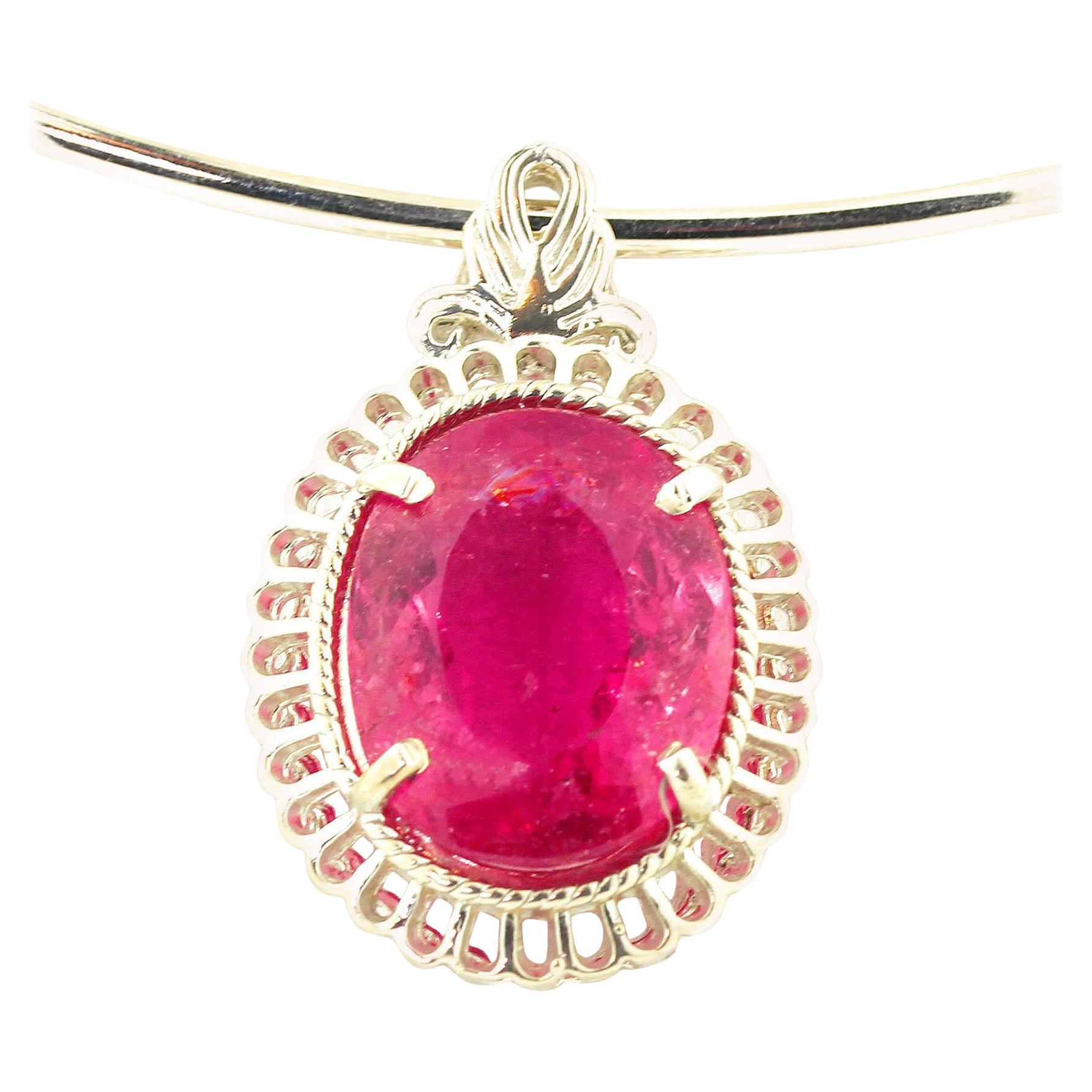 AJD Absolutely Stunning 15 Ct Unique Tourmaline Sterling Silver Pendant For Sale