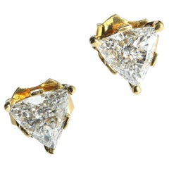  AJD 1.25 Carat Glittering Diamond Stud Earrings 