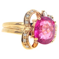 Elegant et superbement Designé 3.7 Ct. Bague en or en rubélite, tourmaline et diamants