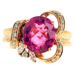 Elegantes atemberaubendes Design 3,7 ct. Rubelit Turmalin & Diamanten Goldring