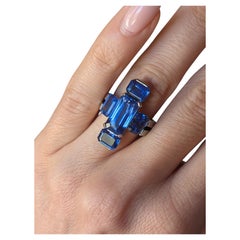 Anillo de platino 950 de Maximilian Hemmerle con un zafiro azul de 12,00 quilates y tallado esmeralda