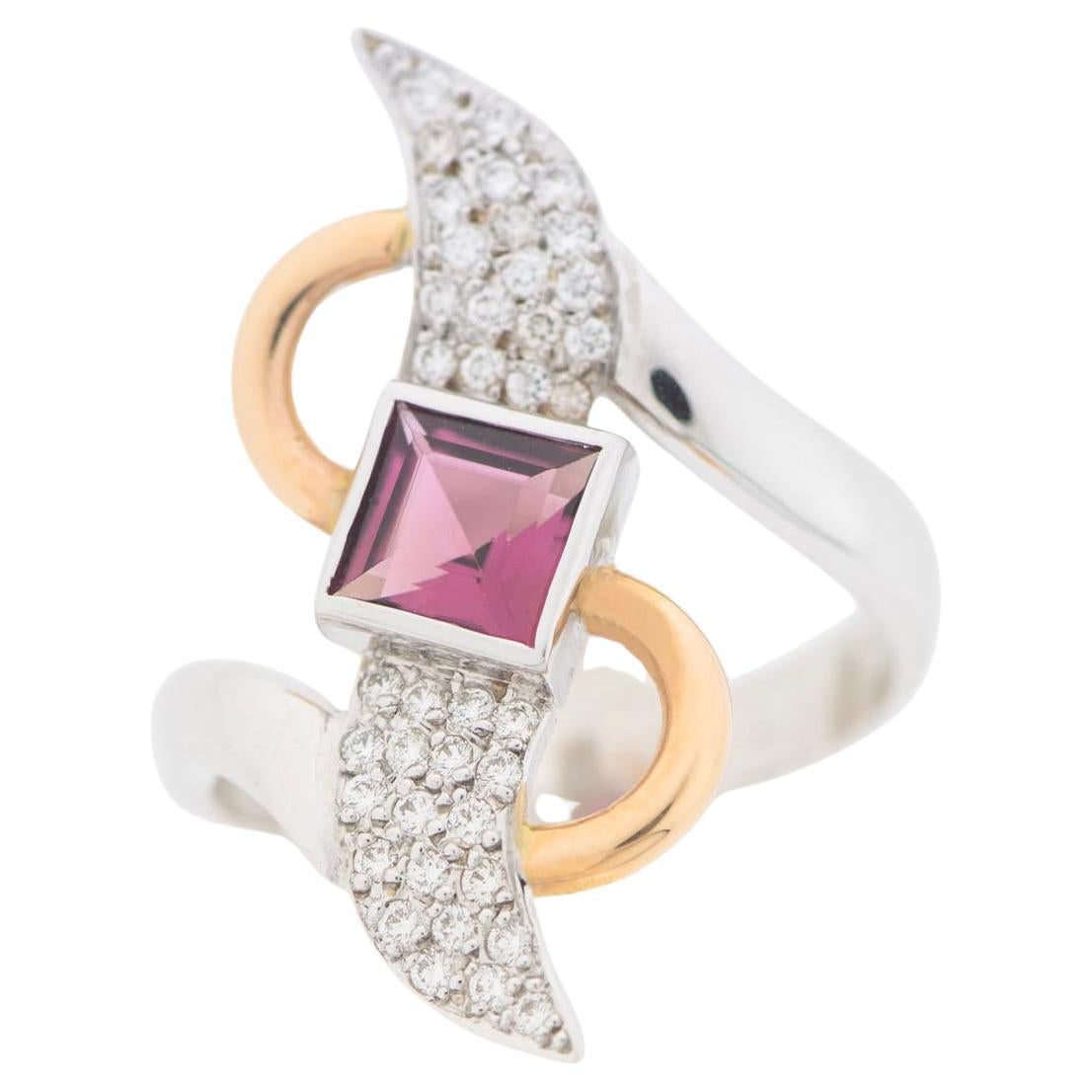 Bague "Reflection" en or blanc et rose avec Brilliantes H SI 1 et Tourmaline. en vente
