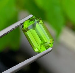 Gemma di peridoto naturale da 2.77 carati - Gemma sfusa di colore verde oliva per anello