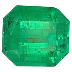 Certified Colombian Green Emerald 4.14 Carat Loose Gemstone  Natural Emerald