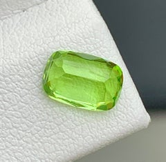 Gema Peridoto Natural 1.41 Quilates - Gema Suelta Verde Oliva para Anillo