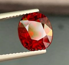 Tanzania Natural Garnet Gemstone: 4.65 Carat Faceted For Ring