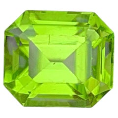 Péridot Naturel 1.42 Carat - Olive Green Loose Gemstone for Ring