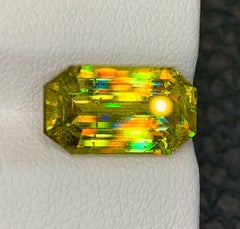 Natural Sparkling Sphene (Titanite) 4.43 Carat – Fancy Cut Rainbow Fire