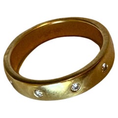 Minimalist 18K Gold Comfort Fit Band Ring with 10 Round Diamonds
