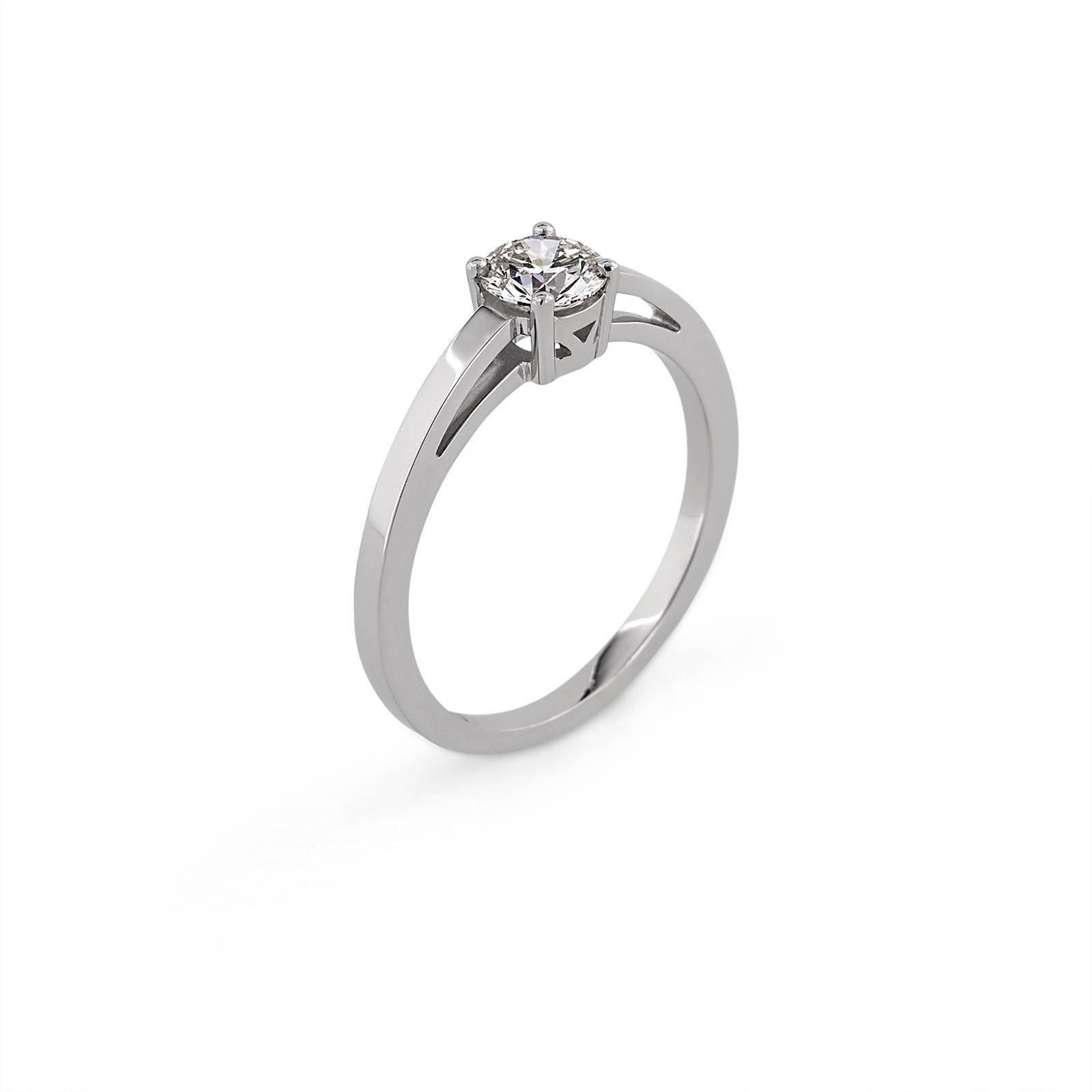 Sophia inspired by Sophia Hedwig van Brunswick-Lüneburg

Inspired by the simple sophistication of young lovers, Sophia and Ernest Casimir. This House of Eléonore engagement ring was designed to reflect their modest yet striking romance.

A