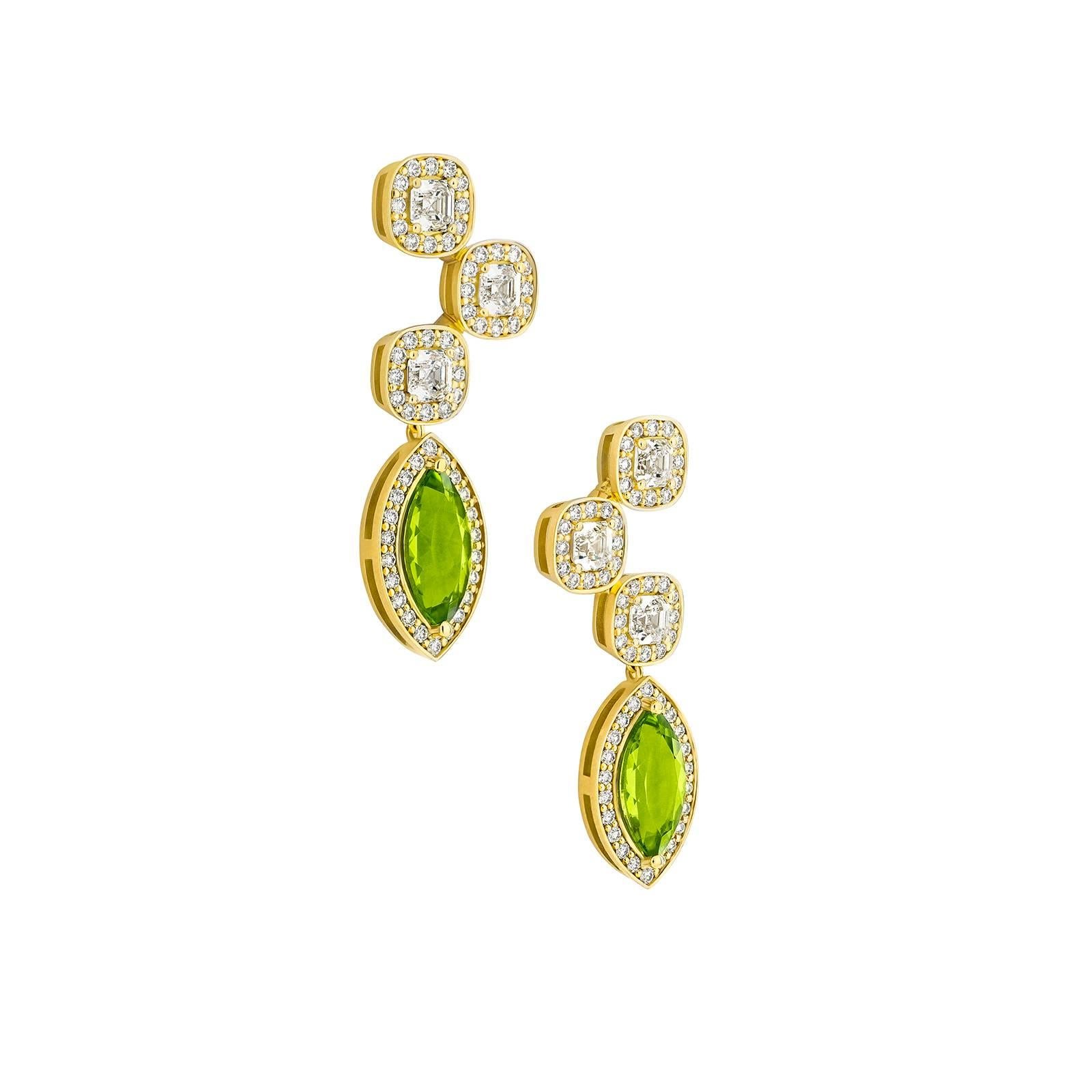 Yellow Gold Pave Set White Diamond Asscher Green Peridot Drop Earrings  In New Condition For Sale In Amsterdam, Noord-Holland
