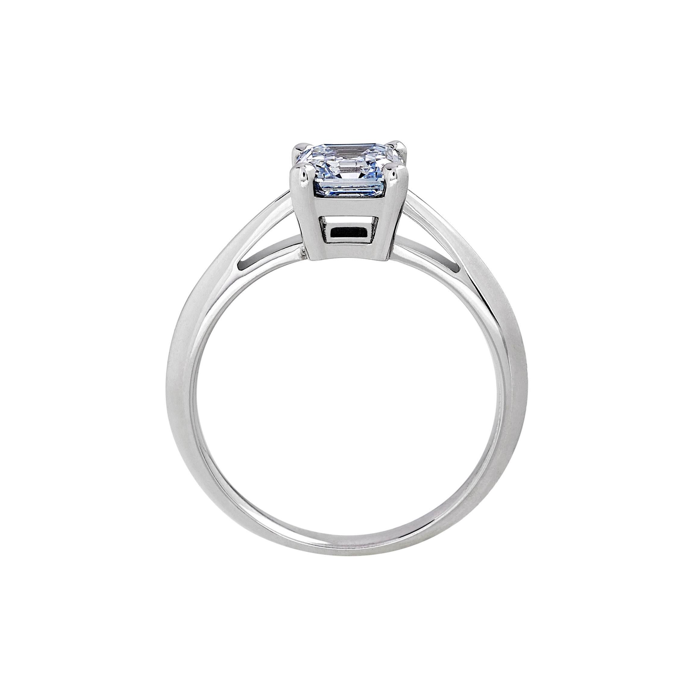 A timeless 1 carat Asscher cut diamond set amongst a brilliant backdrop of polished 18k Fairtrade white gold. This ensures this precious diamond takes centre stage.