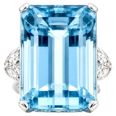 Large Aquamarine Ring Art Deco Style 30 Carats 0.80cts Diamonds 18K White Gold
