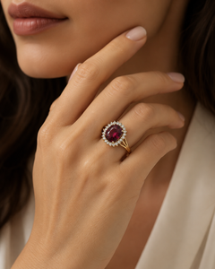 Vintage 7.15ct Rhodolite Garnet Diamond Ring, 18K Gold, UK 1970s