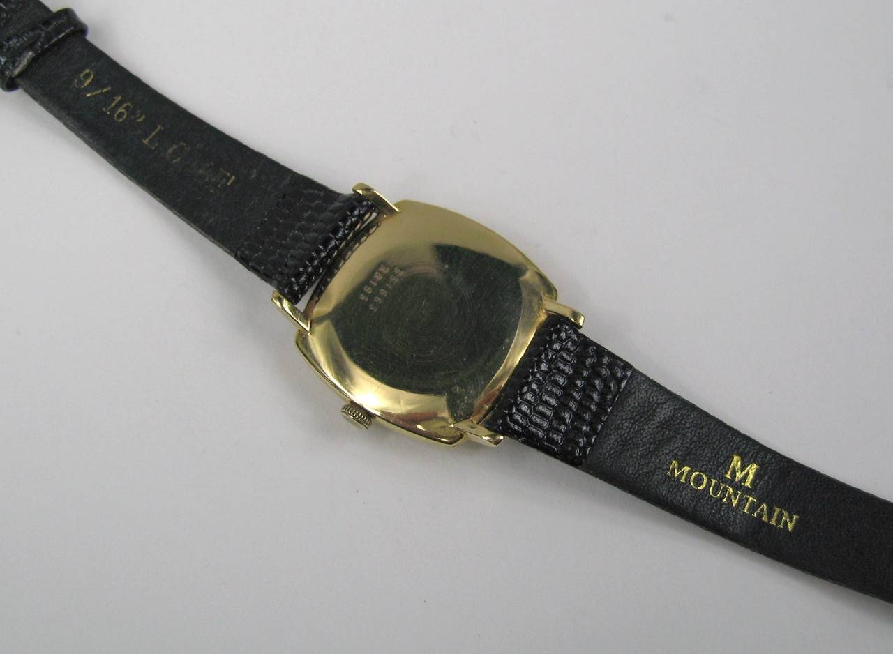Baume & Mercier Yellow Gold Cushion Wristwatch In Excellent Condition In Wallkill, NY