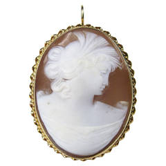 Victorian Cameo Gold Lady Pendant Brooch 3