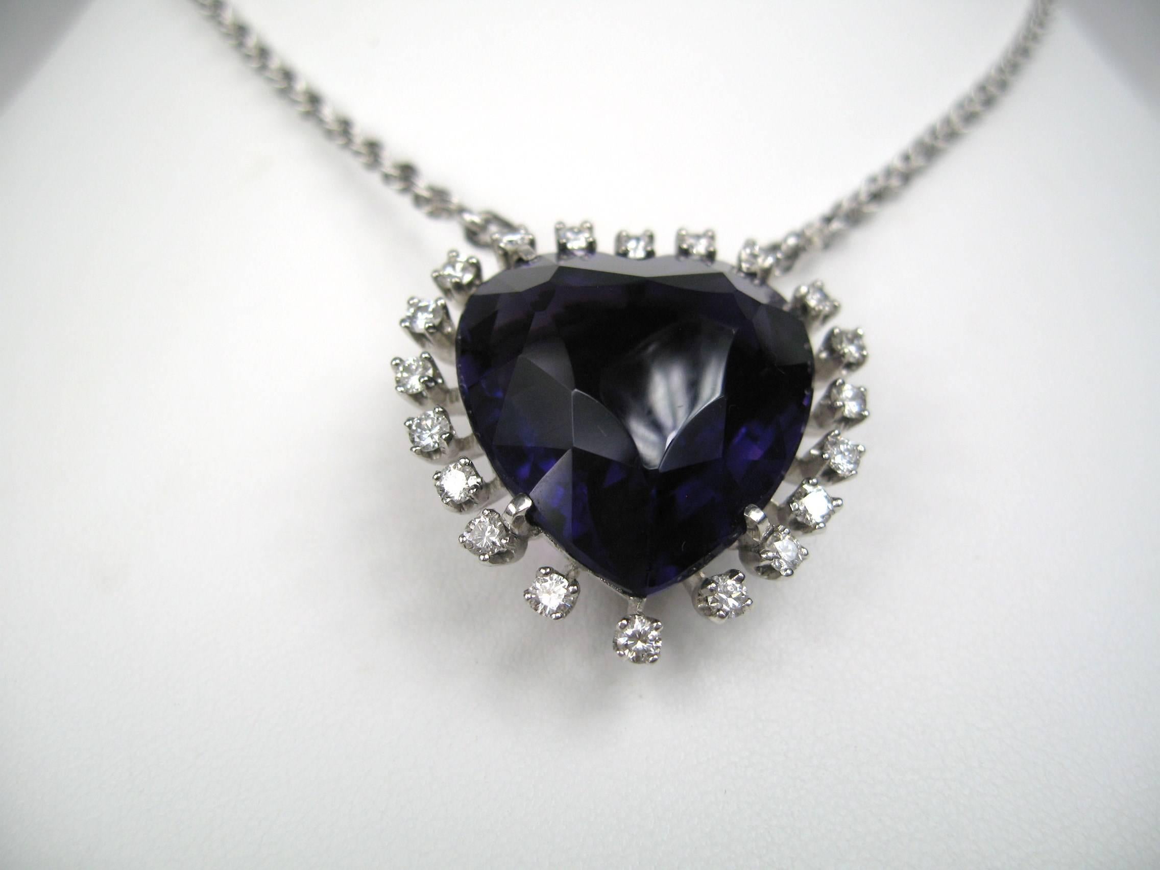 Amethyst Diamond Platinum Heart Necklace In Excellent Condition In Wallkill, NY
