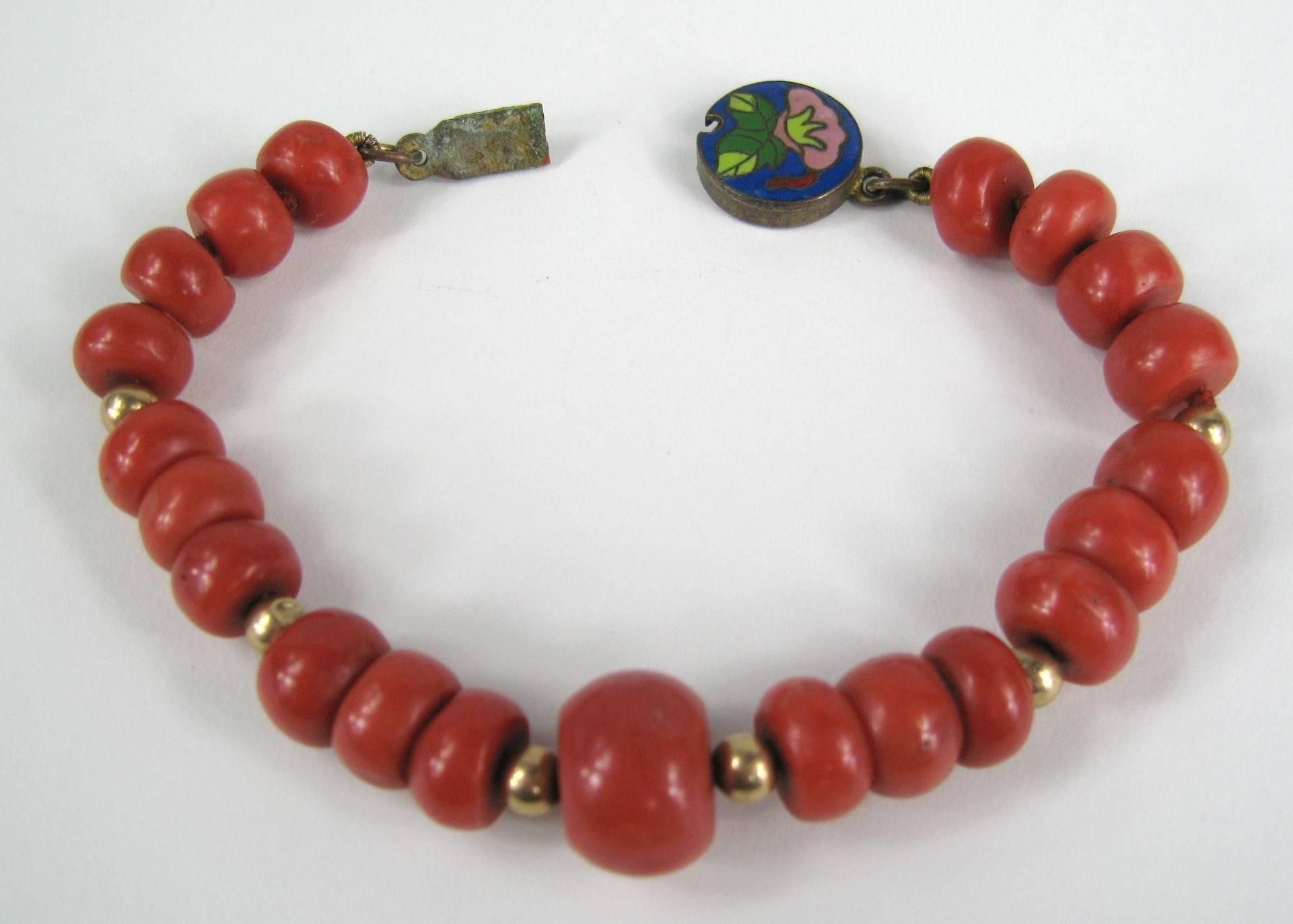 Women's Natural Mediterranean Coral Gold Beaded Bracelet - Enamel Clasp GIA Certified  For Sale