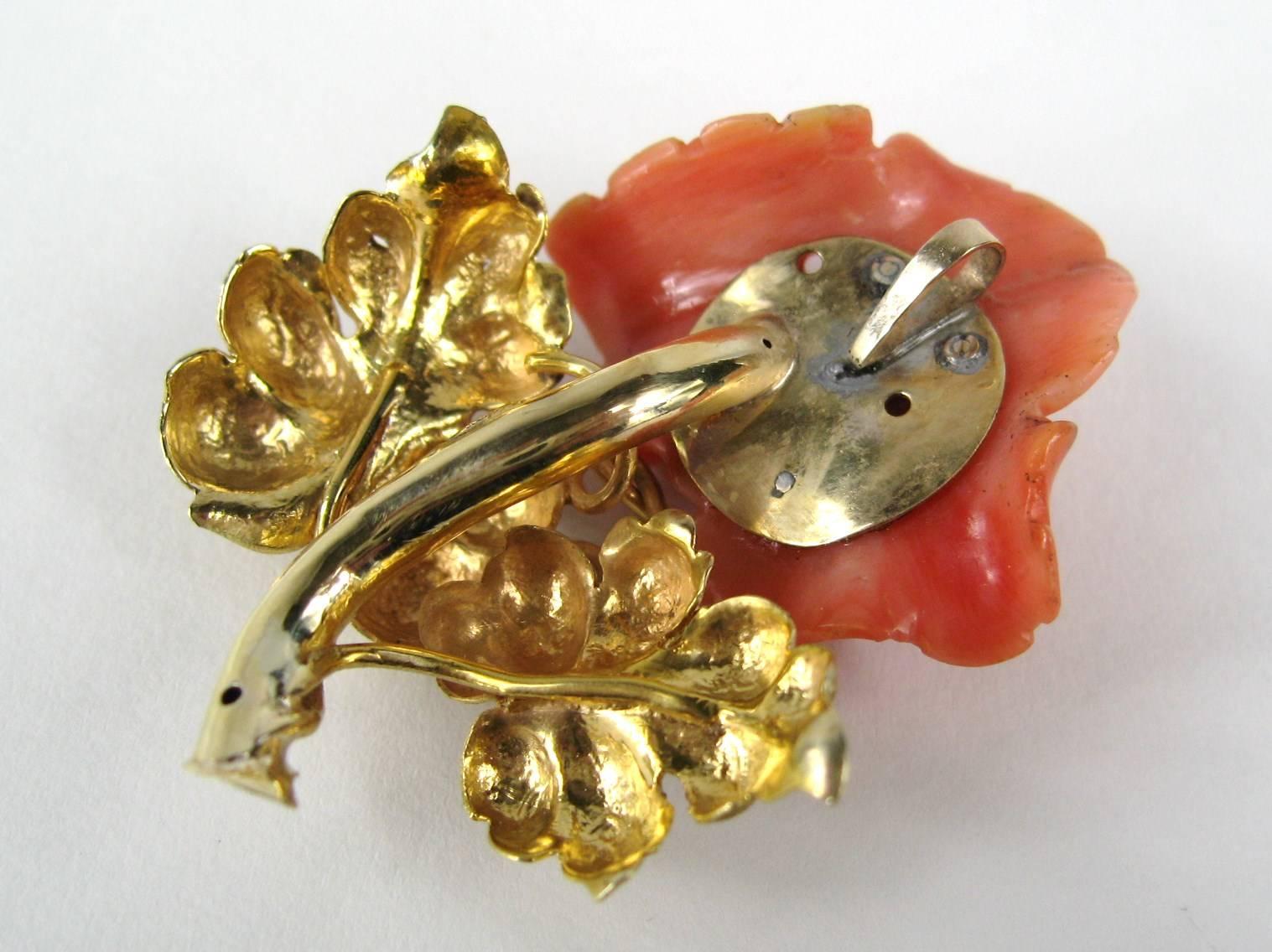 14K Gold Hand Carved Coral Floral Pendant - Victorian In Good Condition For Sale In Wallkill, NY