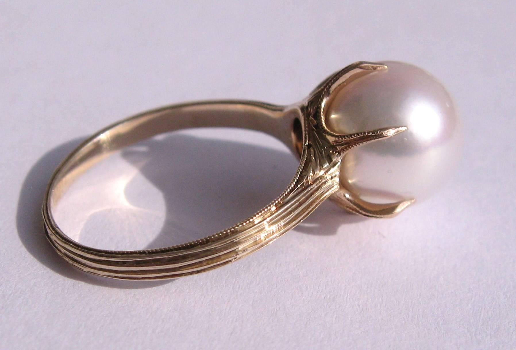 gold claw ring