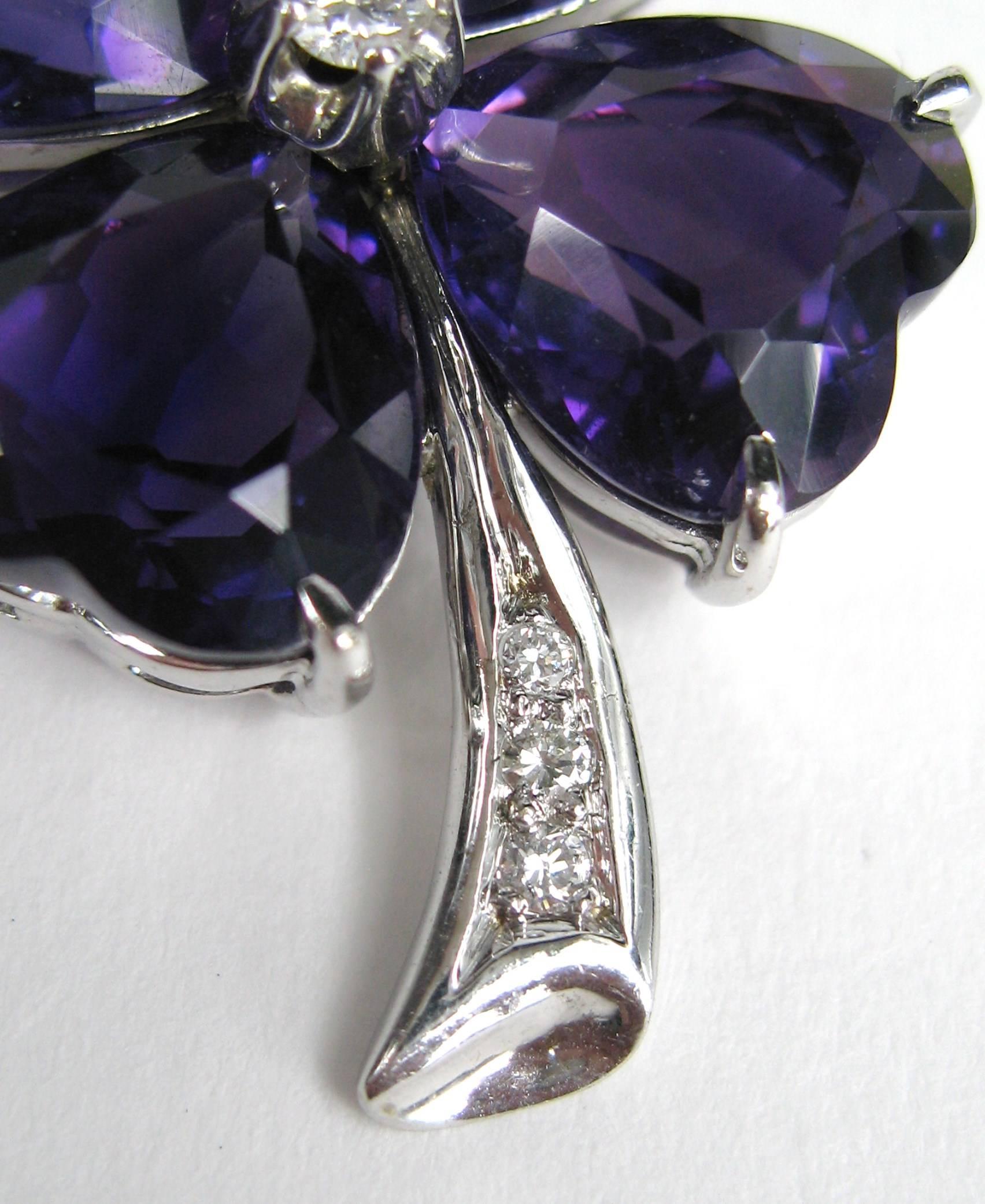 Platinum Diamond Amethyst Clover Brooch Pin In Excellent Condition In Wallkill, NY