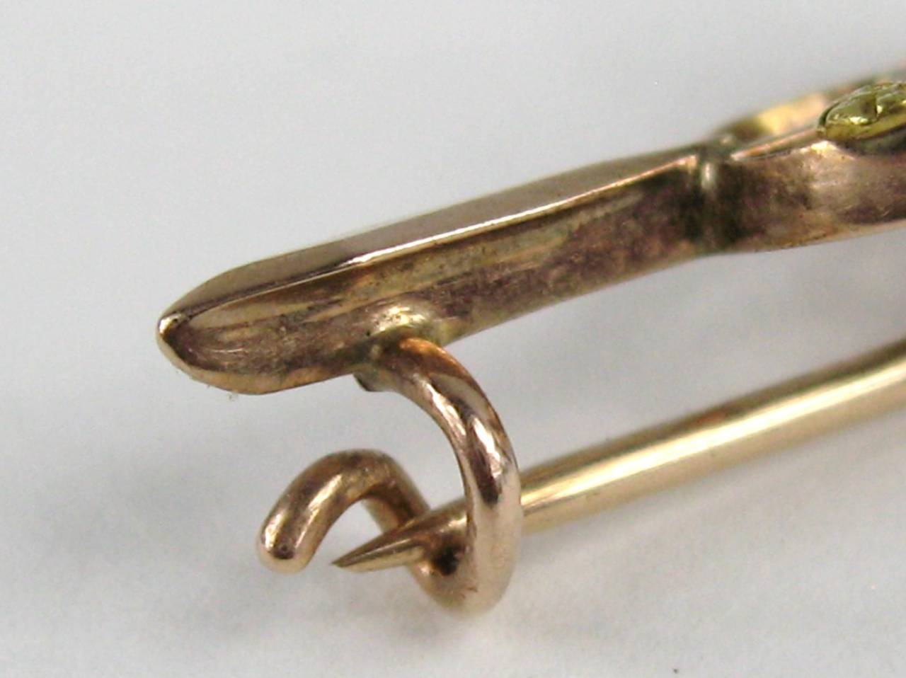 victorian gold bar brooches