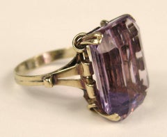 14 Karat  Emerald Cut Amethyst Gold Cocktail Ring 1940s