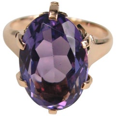 Antique Victorian Rose 14 Karat Gold Large Oval Amethyst Ring