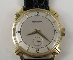 Bulova 14 Karat Yellow Gold Men's Wristwatch, 1950s
