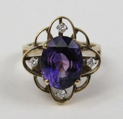 14 Karat Yellow Gold Amethyst Diamond Ring, 1940s