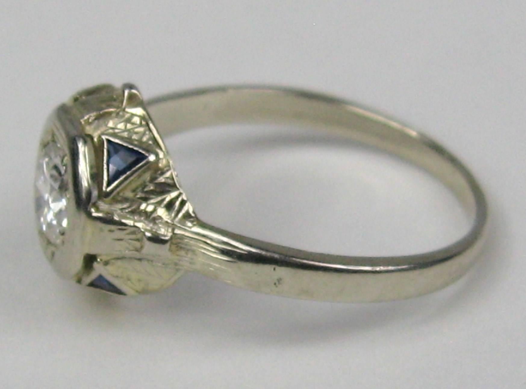 Women's Art Deco Diamond 14 Karat Gold Engagement Ring For Sale