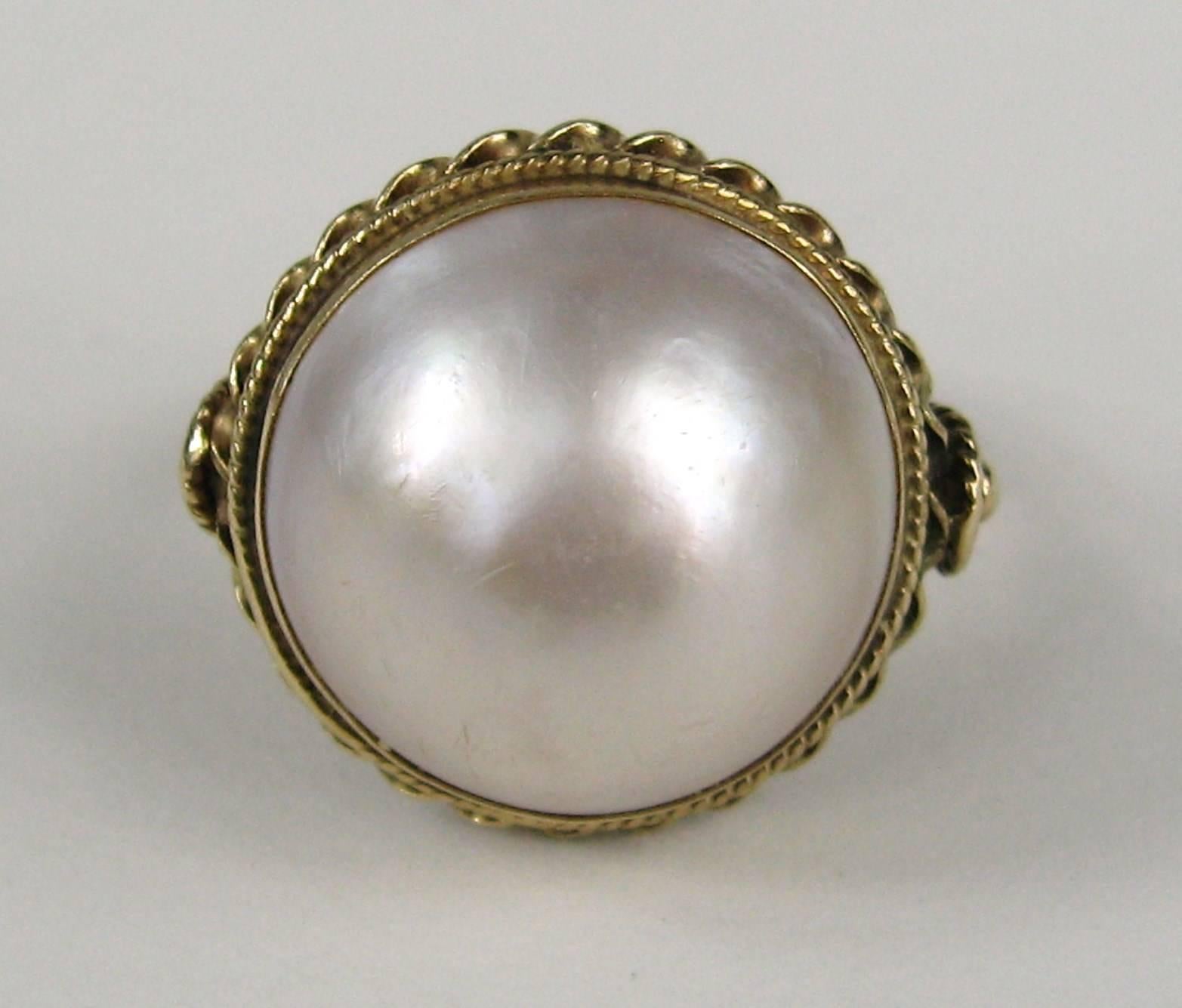 14 Karat Gold Mabe Perlenring Handgefertigt Damen im Angebot