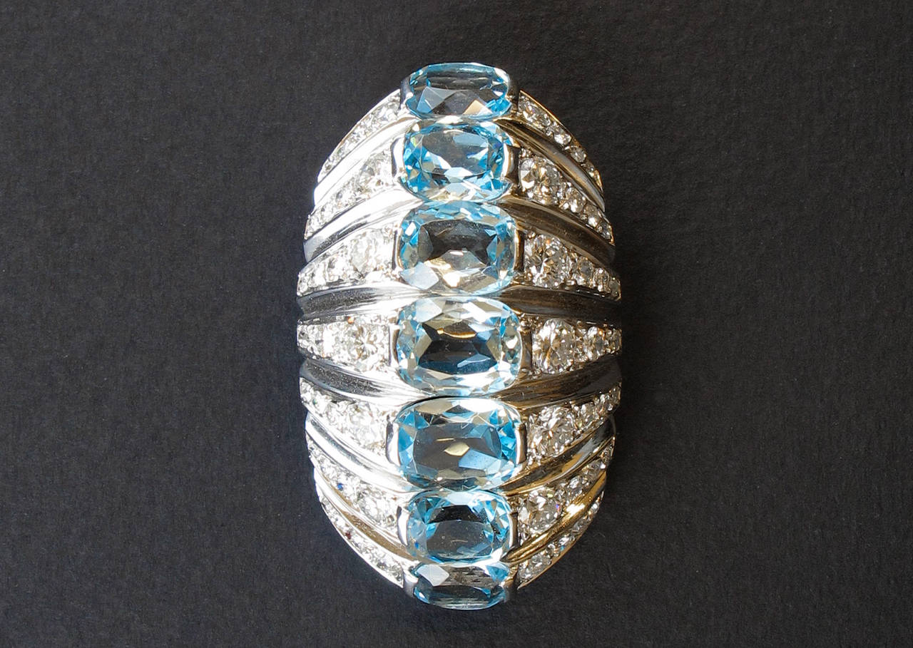 1960s Belperron Aquamarine Diamond Platinum Brooch In Excellent Condition For Sale In Milano, IT
