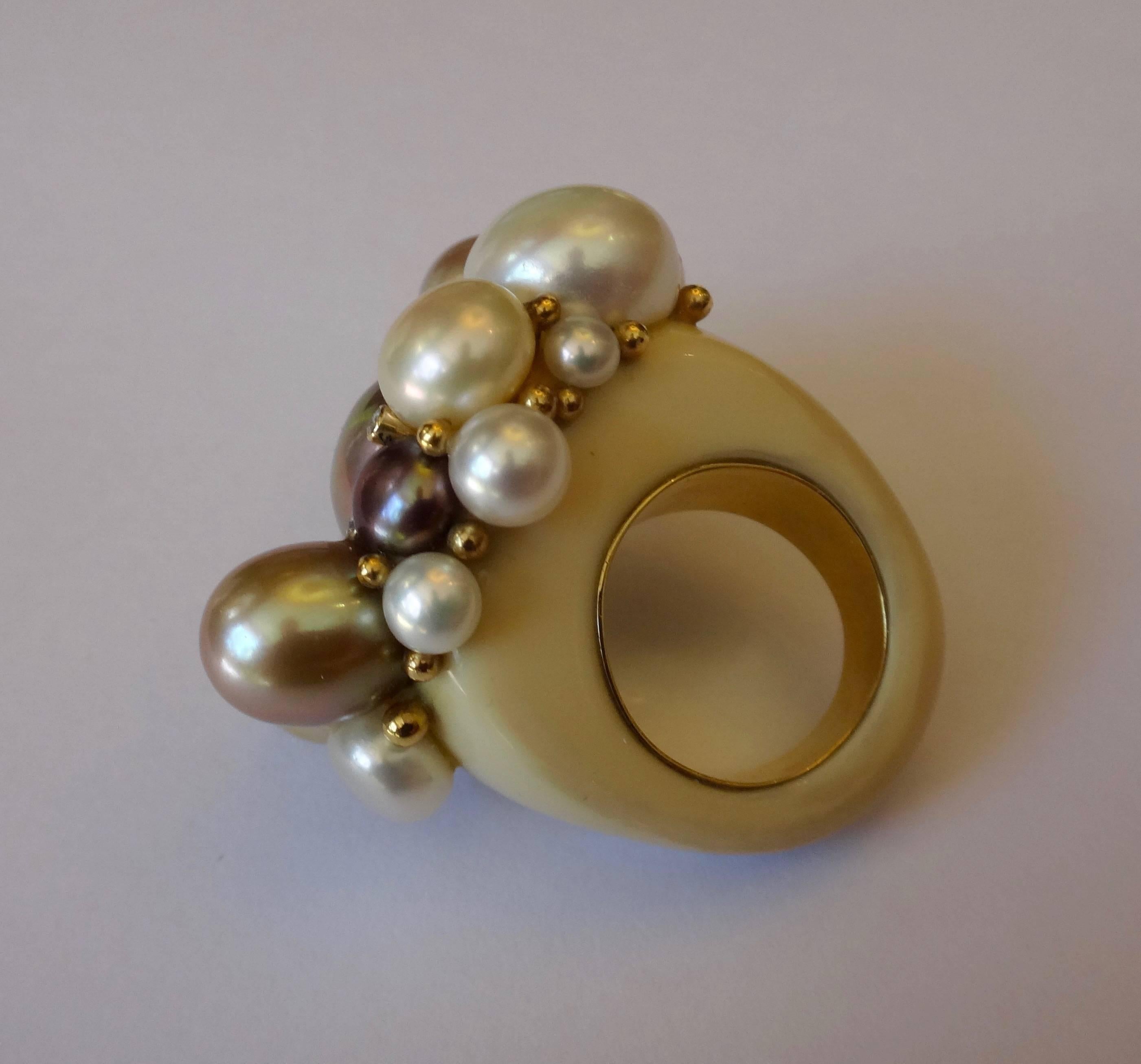 Pearl Diamond Bakelite Ring In Excellent Condition In Austin, TX
