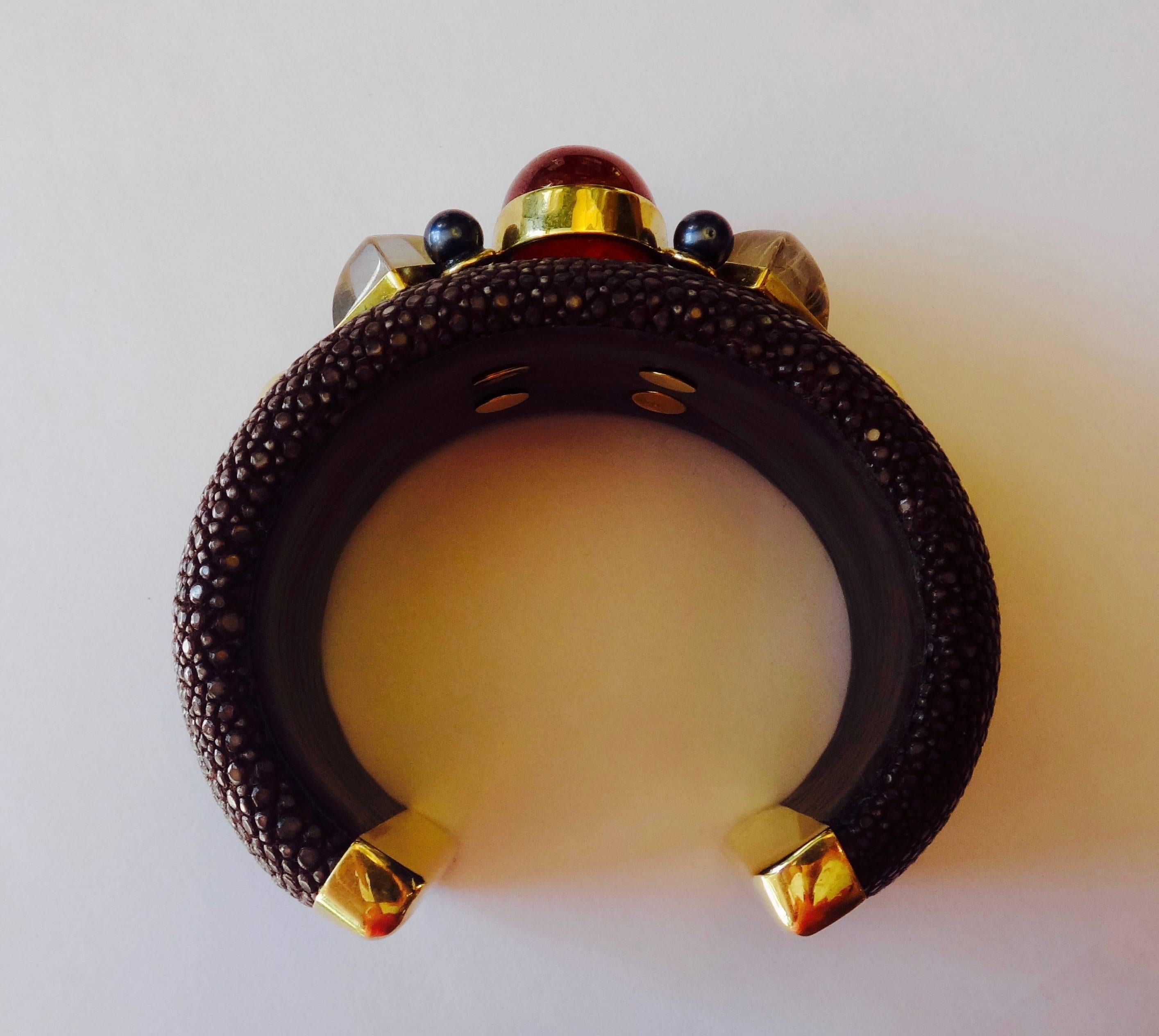 Stingray Hessonite Garnet Rutilated Quartz Pearl Gold Cuff Bracelet In Excellent Condition In Austin, TX