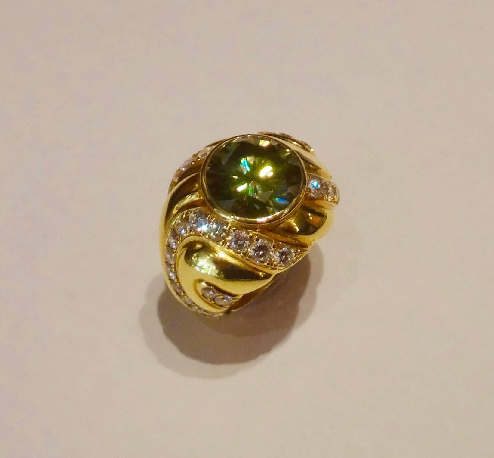 Contemporary Michael Kneebone Green Zircon Pave Diamond 18k Gold Dome Ring