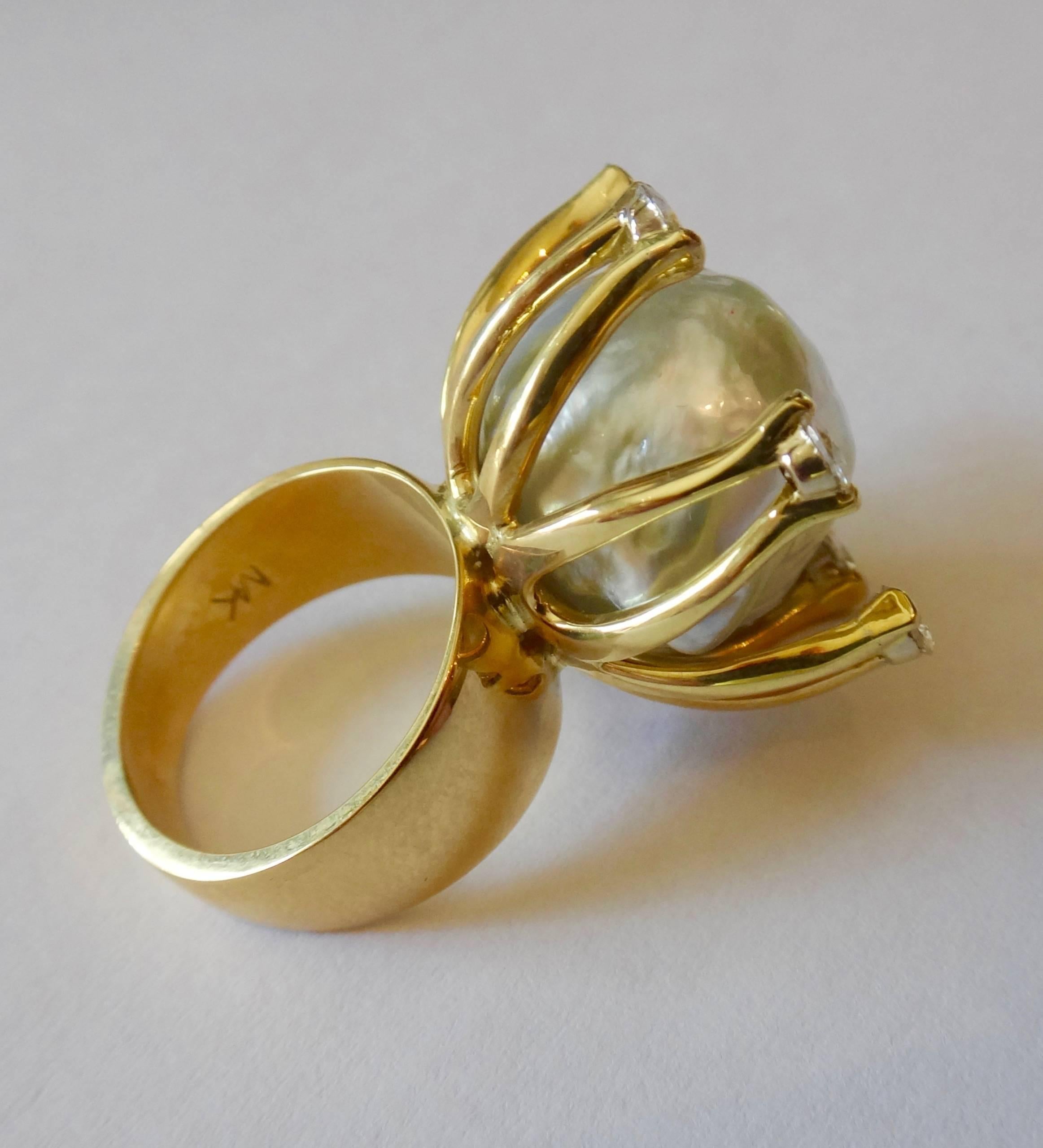 Baroque Tahitian Pearl Diamond Gold Ring In Excellent Condition In Austin, TX