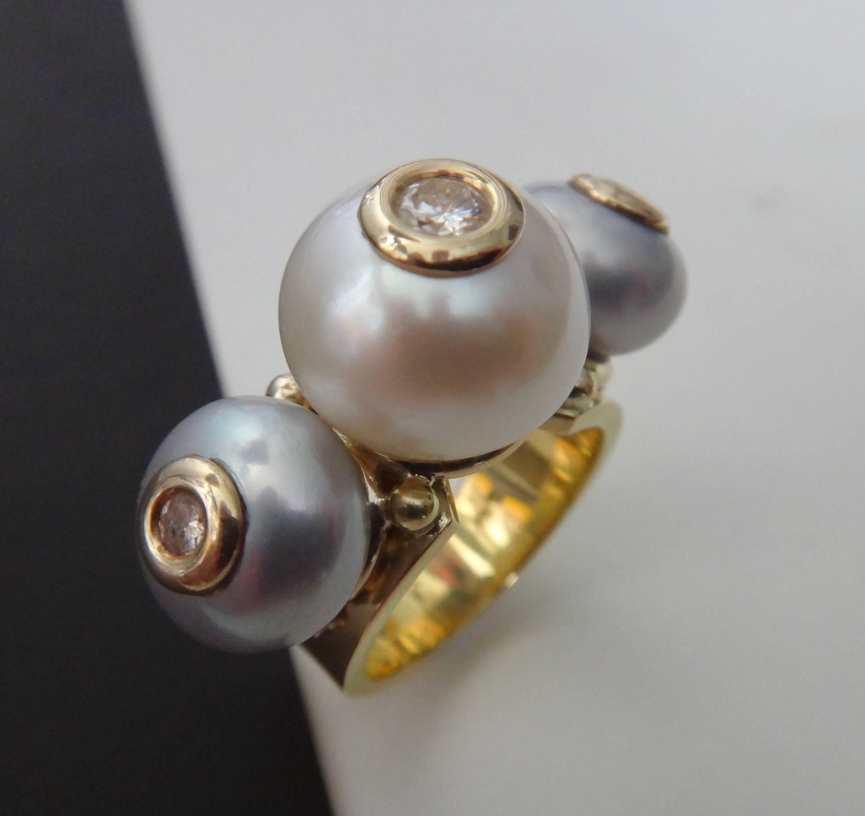 Contemporary Michael Kneebone Cultured White Gray Pearl Diamond Tre Perla Ring