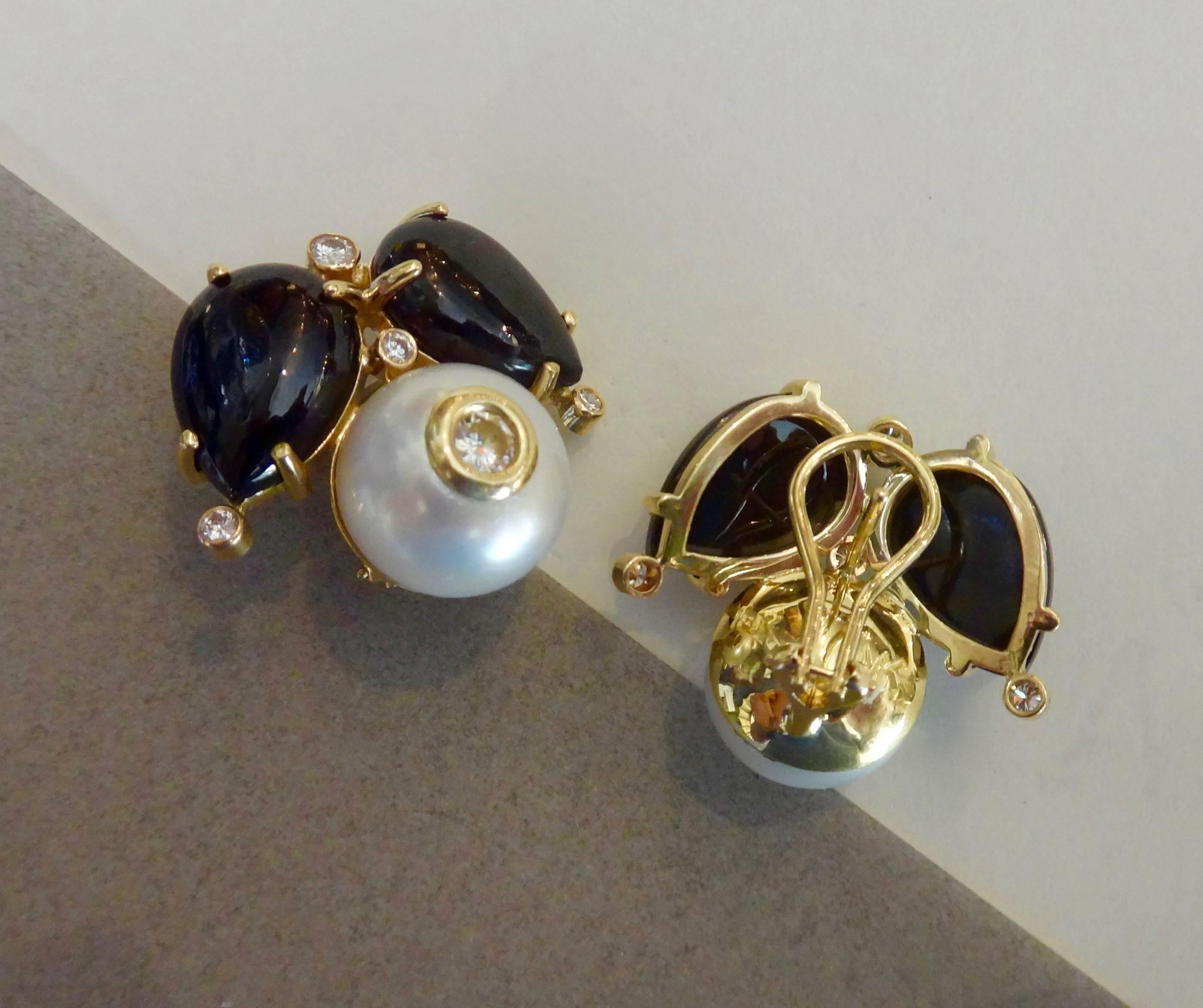 Cabochon Black Spinel Pearl Diamond Gold Button Earrings In Excellent Condition In Austin, TX